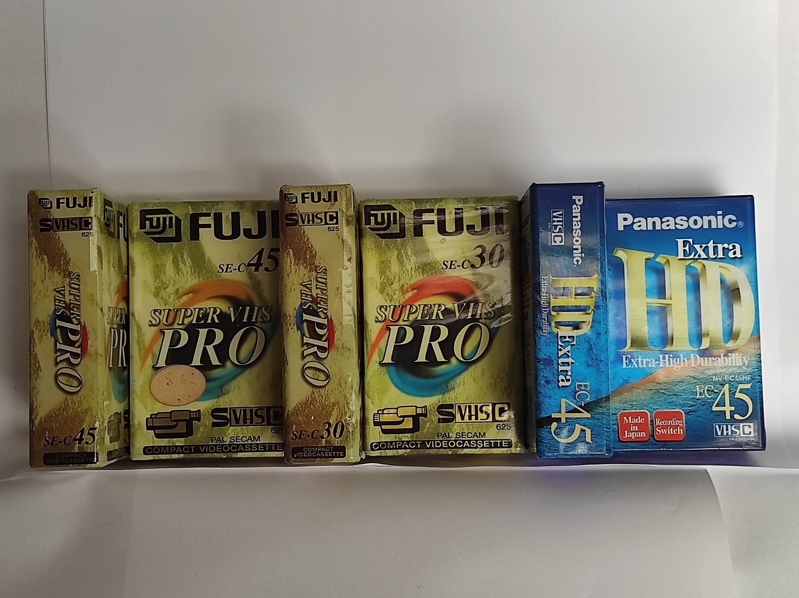 Videocassette VHSc - 4 Super VHSc Fuji  e 2 VHSc Panasonic nuove sigillate