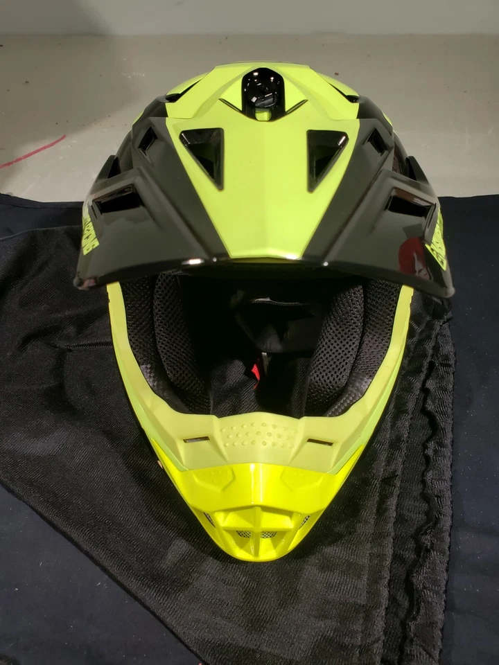 Шлем Answer Ar-1 edge ref/asta TR#474876 молодежный средний - Изображение 3 из 4