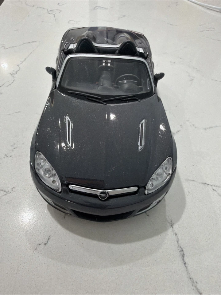 Maisto Opel GT 1:24 Escala Negro Edición Especial Diecast Modelo Coche Raro Foto 3 de 4