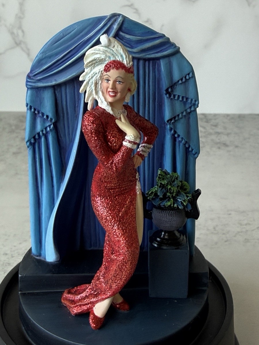 マリリンモンロー Marilyn Monroe Red Sequined Dress Gentlemen Prefer Blondes Musical