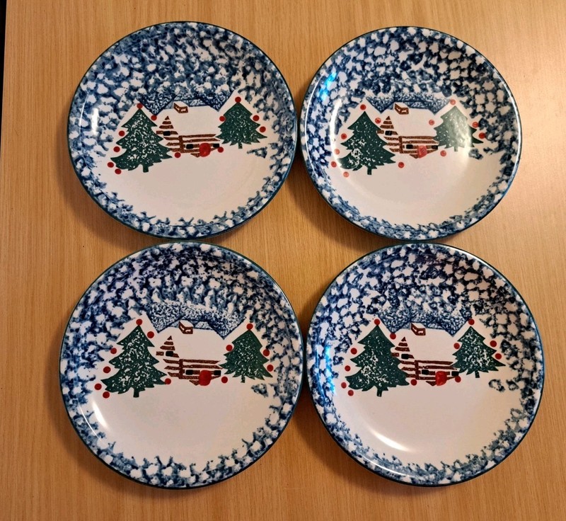 Set Of 4 Tienshan Folk Art Cabin In The Snow 7 3/4" Salad Dessert Bread Plates 