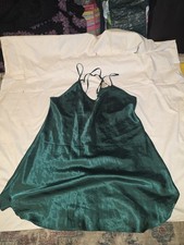 Cinema Etoile Green Satin Chemise Gown Sleeveless V-Neck Tie Large