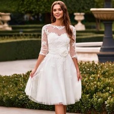 Lace Appliques Knee Length Wedding Dresses 3/4 Sheer Sleeves A Line Bridal Gowns