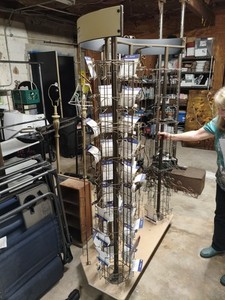 Leanin' Tree Rotating Metal Multi-Tier Retail Card Display Stand