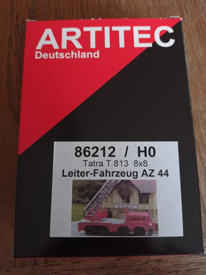 Feuerwehr Modellbausatz 1:87, Fa. Artitec, FW-Drehleiter AZ 44, CZ-Feuerwehr