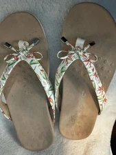 Vionic Bella flower  Print Sandals  size 11 M