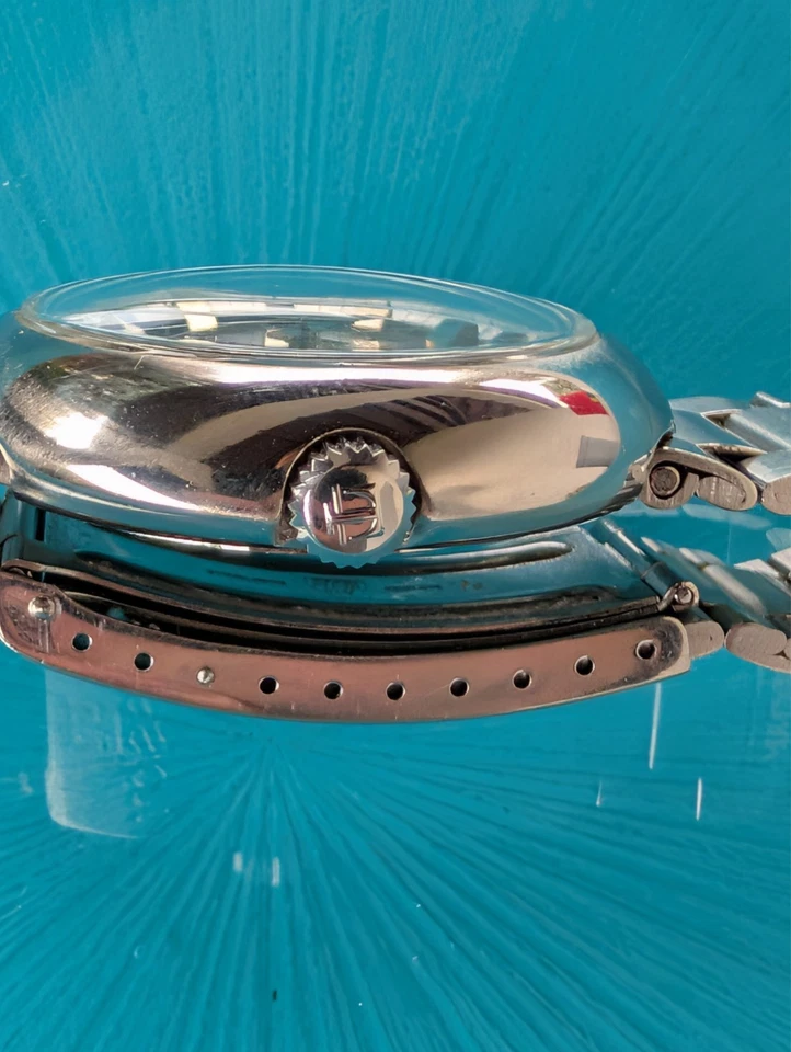 Vintage Tissot T12 Watch UFO Automatic Day Date Cal.794 Gay Freres - Immagine 4 di 4