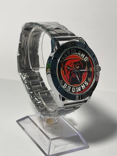 Reloj plateado de acero inoxidable con logotipo del equipo de la NFL Cleveland Browns para hombre NUEVO - Imagen 3 de 8