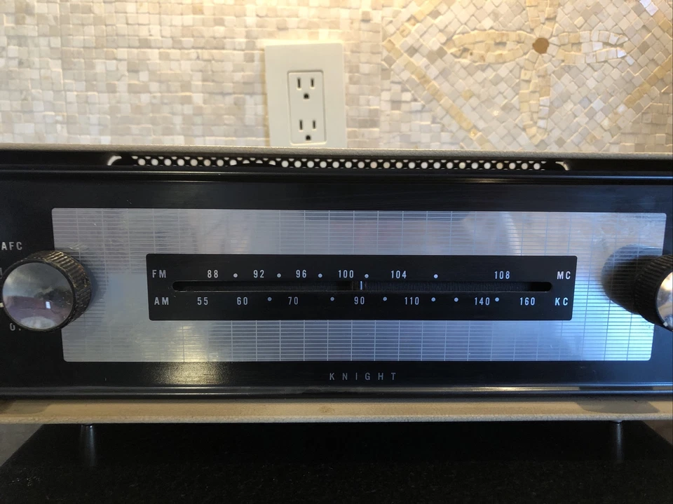 Knight 1958 AM/FM  83YX787 Mallard Tube Tuner Perfect Working Condition - Image 4 of 4