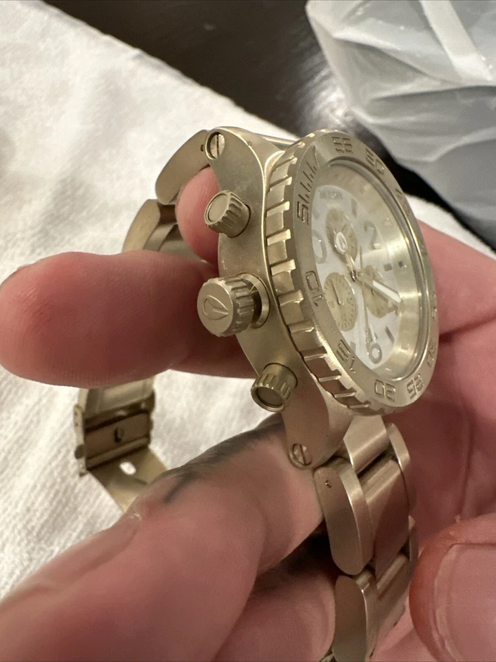 Nixon 302559 A0371219 Lefty 42-20 Chronograph Gold Tone Mens Watch - Image 3 of 4