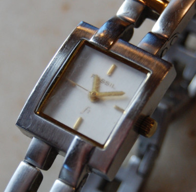 Fossil Women’s Watch New Battery and Cleaned Watch Battery for Fossil ES3199 main image 3