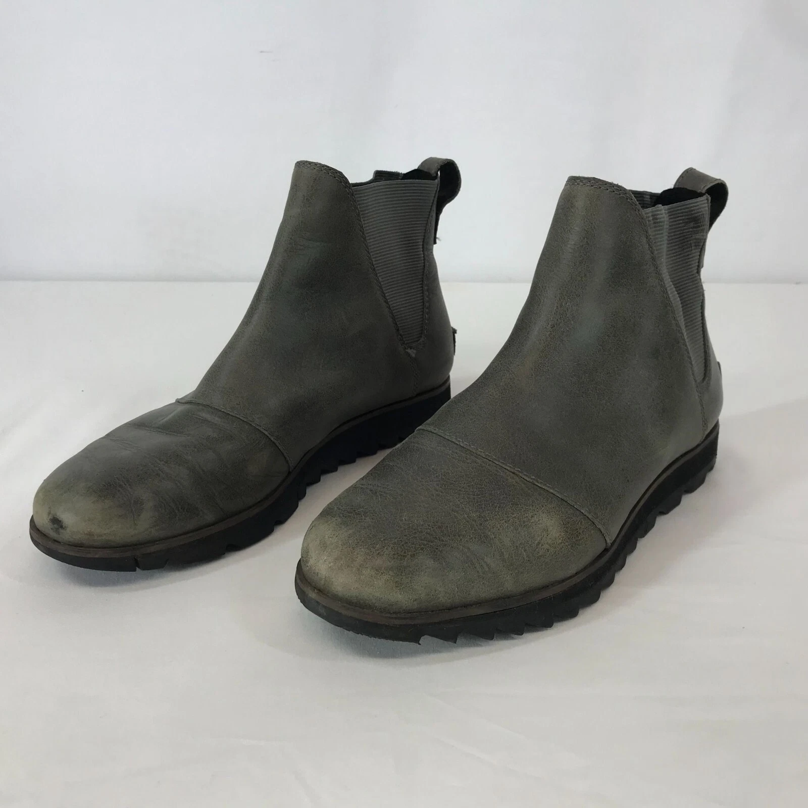 sorel leather chelsea pull on ankle boots
