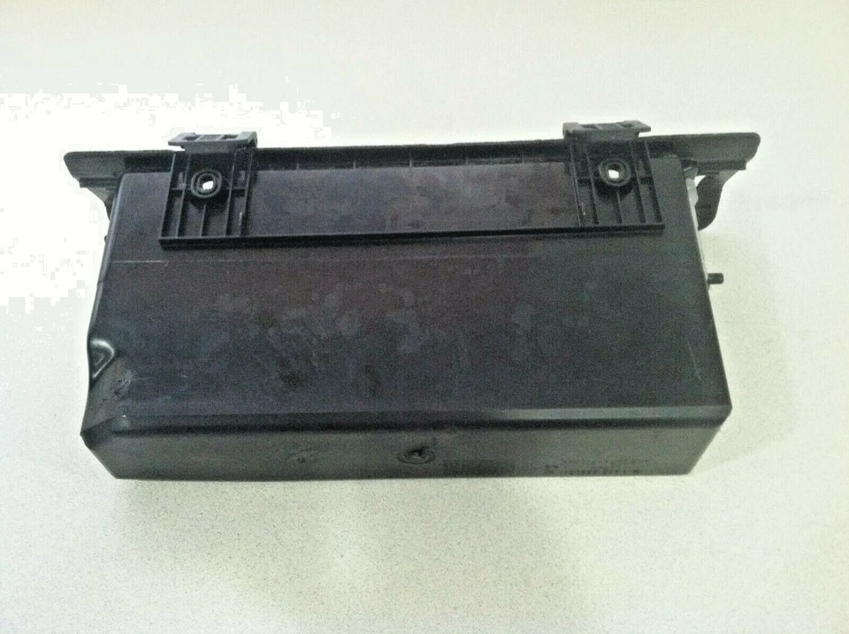 MERCEDES-BENZ C280 C230 W202 1997-2000 ~ GUANTERA Foto 3 de 4