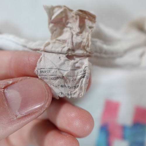 Vintage Red Hot Chili Peppers Shirt Mens M White Band Graphic Distressed 90s, $28.95 - Photo 6