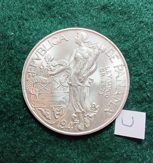 1947 Panama 1 Balboa Large Silver Coin 0.900 UNCIRCULATED