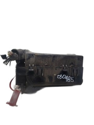 2003-2005 Chrysler PT Cruiser Fuse Box Engine Compartment Without OEM 1300739