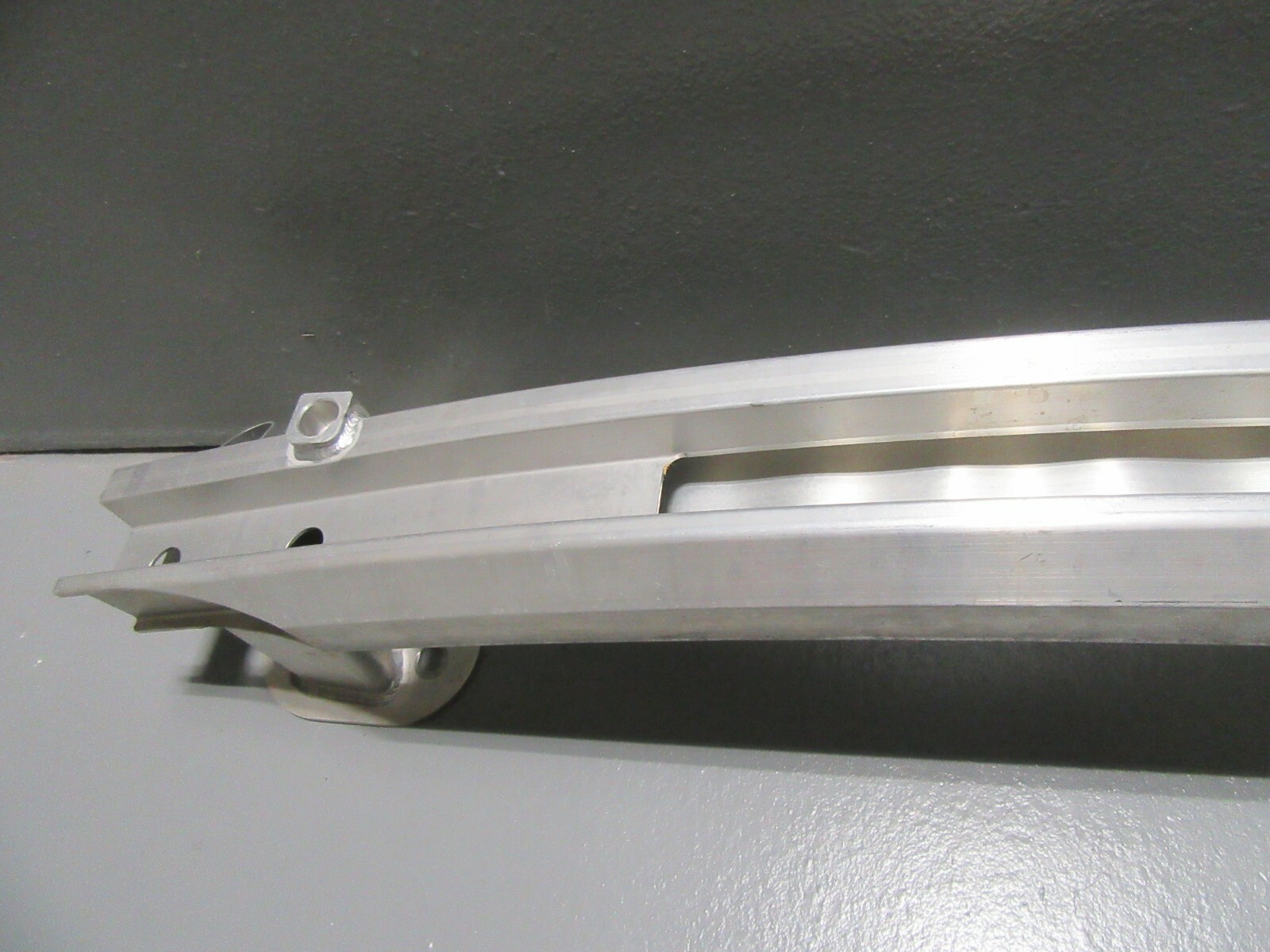Bentley Bentayga Rear Bumper Reinforcement Beam Support 2017 - 2020 OEM