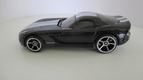 Hot Wheels 2006 primeras ediciones #12 2005 Dodge Viper negro suelto como nuevo - Imagen 2 de 2