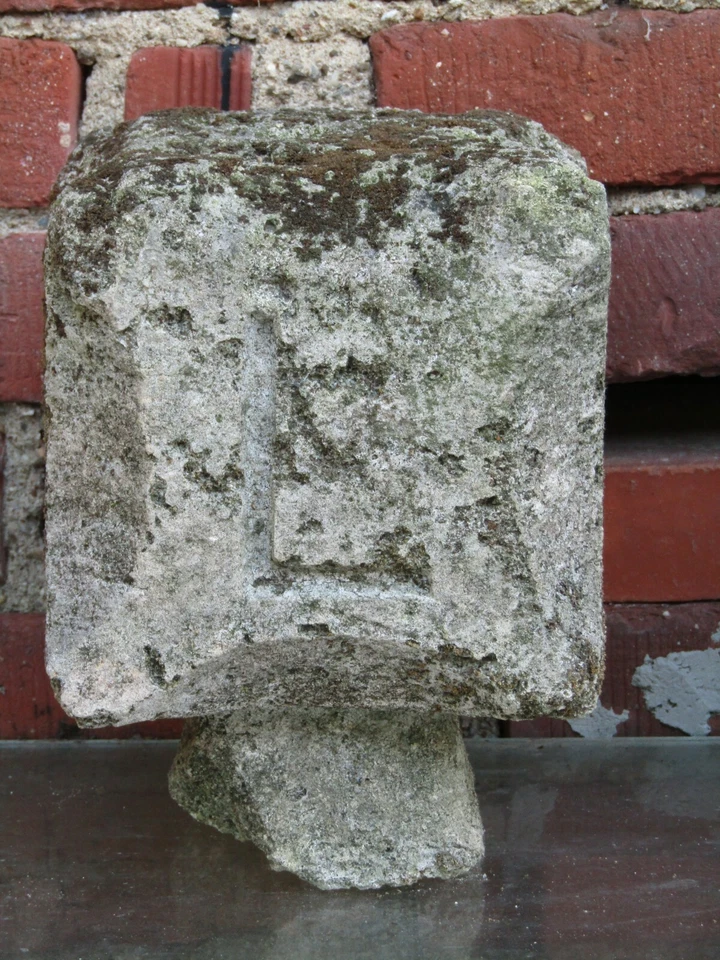 SCULTURE - PINNACOLI IN PIETRA LECCESE ( PUGLIA ) FINE 800 INIZIO 900 - Immagine 3 di 4