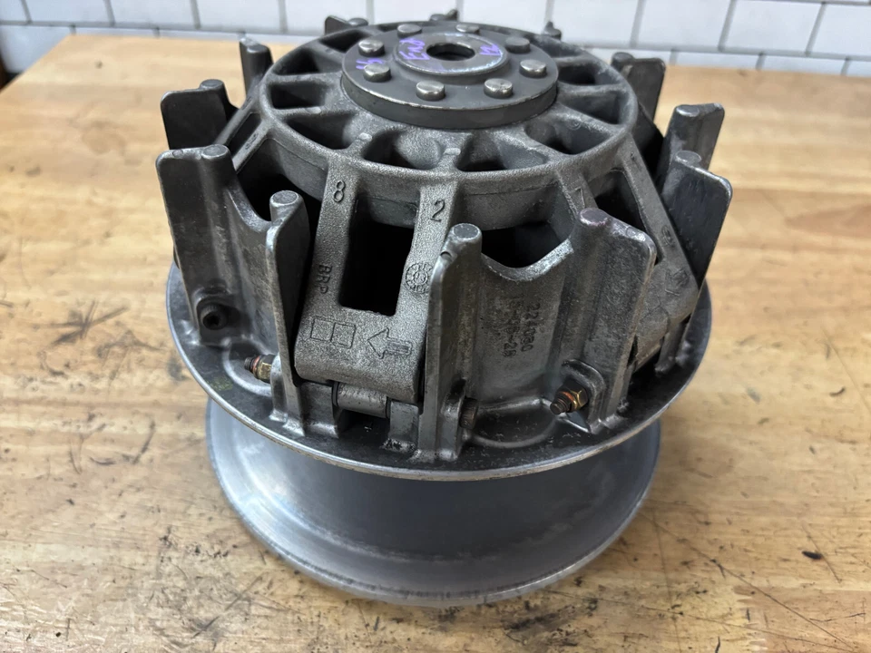 Embrague de accionamiento primario Ski-Doo MXZ TNT 1200 XR Enduro GSX Renegade 15 16 14 ACE Foto 4 de 4