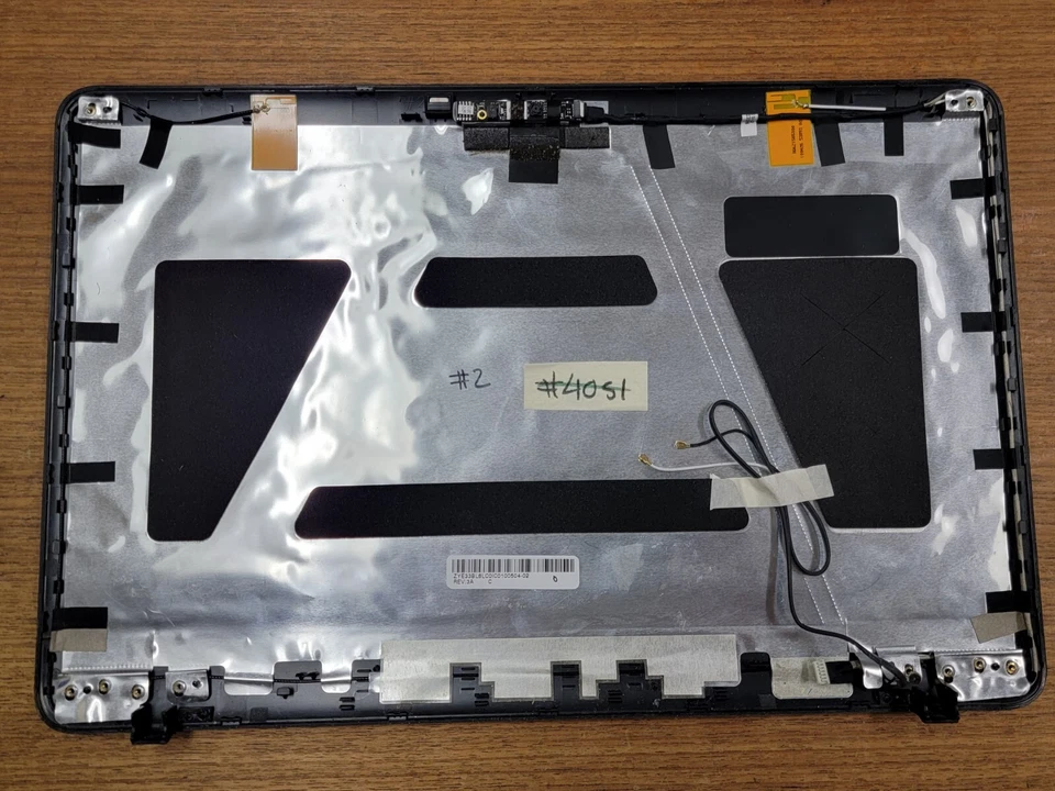 TOSHIBA SATELLITE L655-S5101 Gris LCD CUBIERTA TRASERA 33BL6LC0I001 (B) #4051 Foto 2 de 3