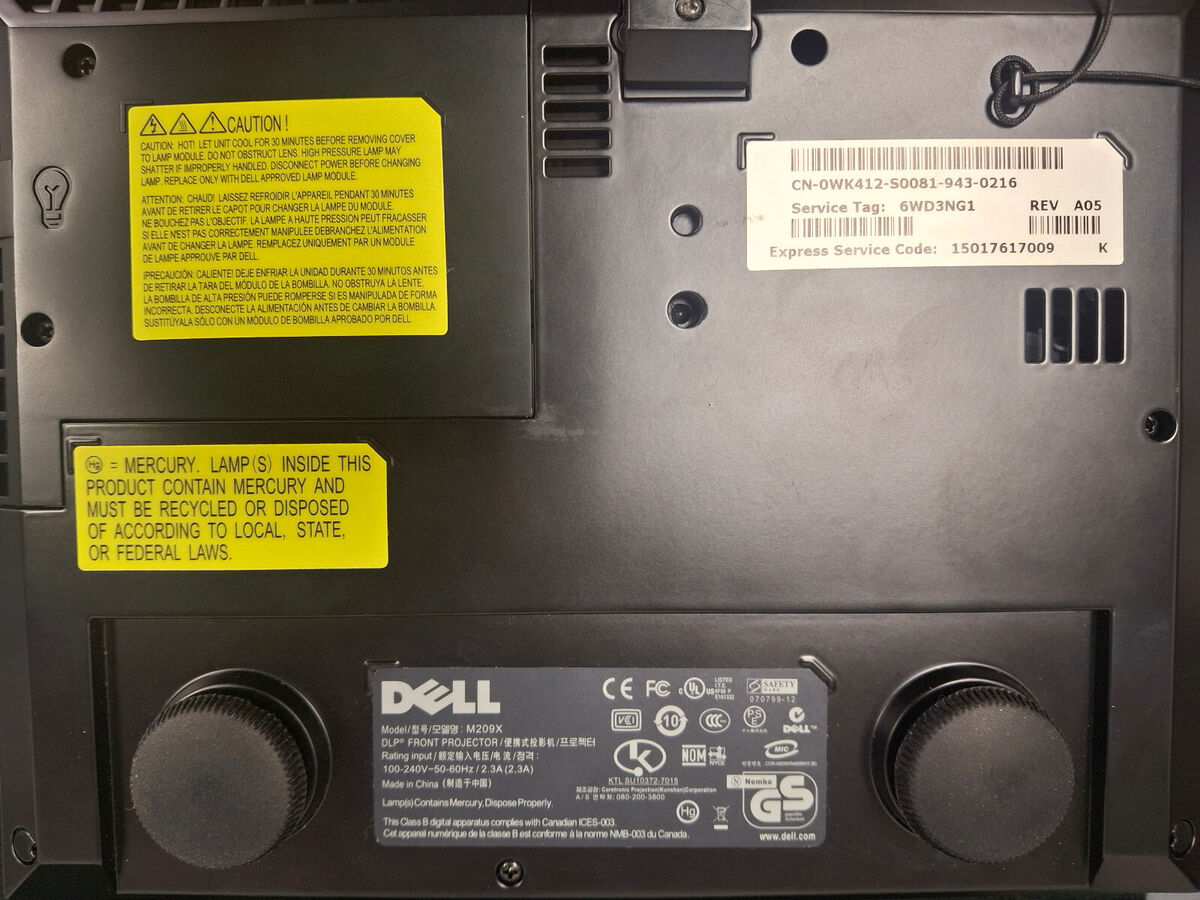 Dell M209X DLP Front Projector w/ Remote, Carrying Case, VGA Dell M209X DLP Front Projector w/ Remote, Carrying Case, VGA