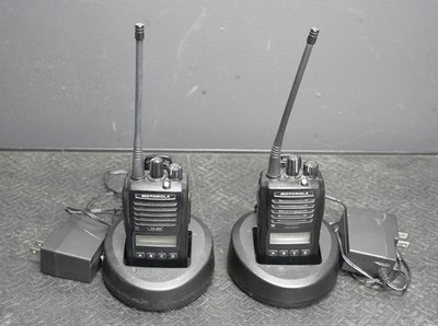 Two Vertex Standard VX-264-G7-5 128 Channel UHF Walkie 5 watt