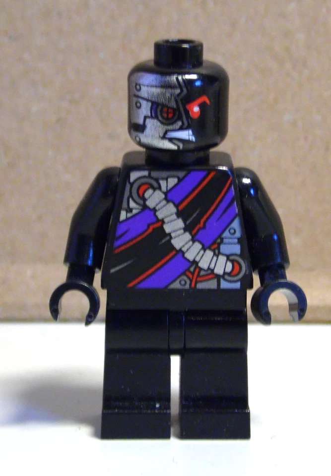 LEGO Ninjago Nindroid Drone Figur Minifigur aus  Ninjacopter 70724 #1 - Bild 1 von 2