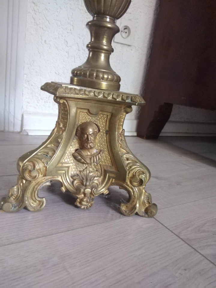 ANCIEN GRAND PIQUE CIERGE EN LAITON EPOQUE 19EME - Photo 2/3