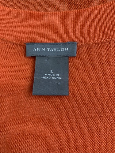 *Neu ohne Etikett* Ann Taylor Gr. Large orangefarbene Strick-Cardigan mit Ellenbogenärmeln und V-Ausschnitt - Bild 4 von 5