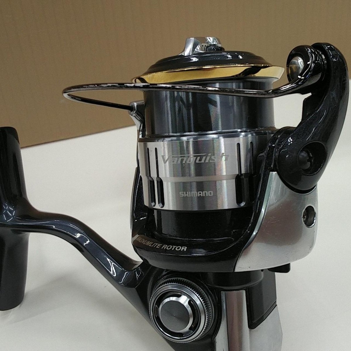 SHIMANO 12 VANQUISH C2000S SPINNING REEL 819297 | eBay