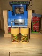 SODOR FISH FOOD FACTORY ! THOMAS FRIENDS TRAIN WOODEN RAILWAY CARGO BARRELS VHTF