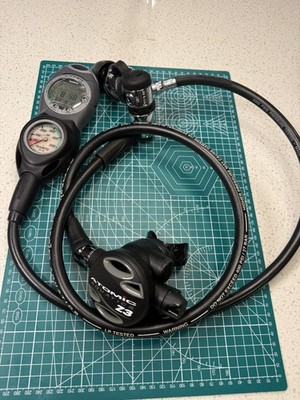 Atomic Aquatics Z3 Scuba Diving Regulator - Yoke - Black - Suunto Vyper