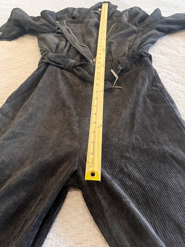 Lioness jumpsuit sz M black corduroy belted zip front With Pockets Collared NWOT - Picture 10 of 16