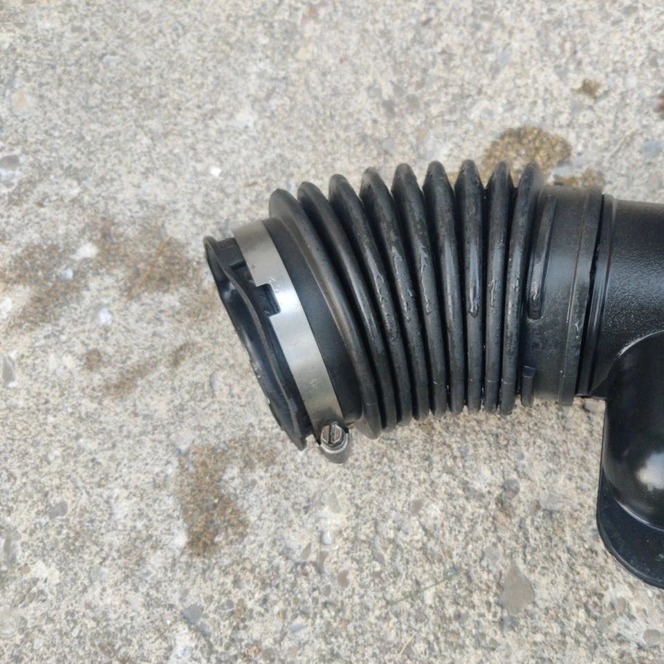 Saturn Vue 2008 3,5 L motor filtro de aire salida conducto admisión manguera tubo 25878786 Foto 2 de 4