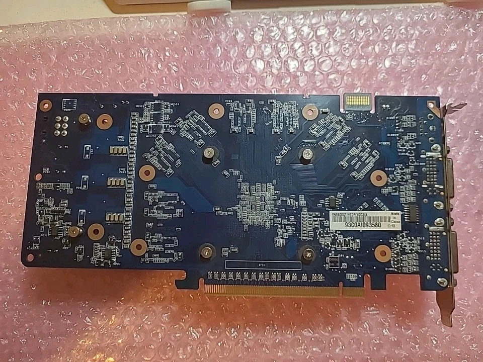 1GB Asus nVidia GeForce 9800GT Dual DVI GDDR3 PCI-e Vintage Graphics Card - Image 2 of 3