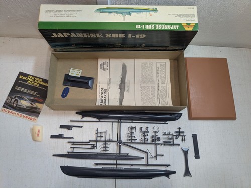 Aurora 728-150 - Japanese Sub I-19 Model Submarine Kit - 1:333 Scale - Picture 4 of 4