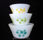 Three Vintage Federal Atomic Dots Stacking Bowls 9"-8"-7" Blue Green Yellow