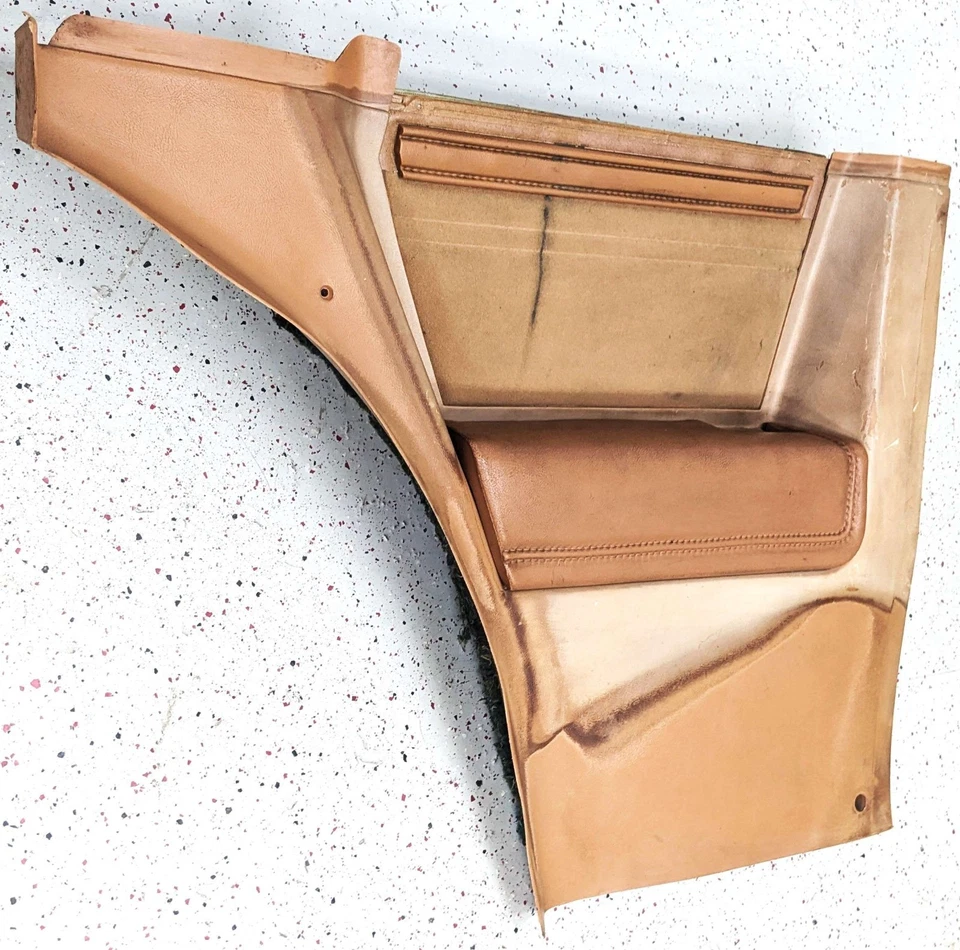 78 88 Cutlass Monte Carlo panel de vela lateral inferior reposabrazos izquierdo 79 80 81 86 87 W-30 Foto 2 de 3