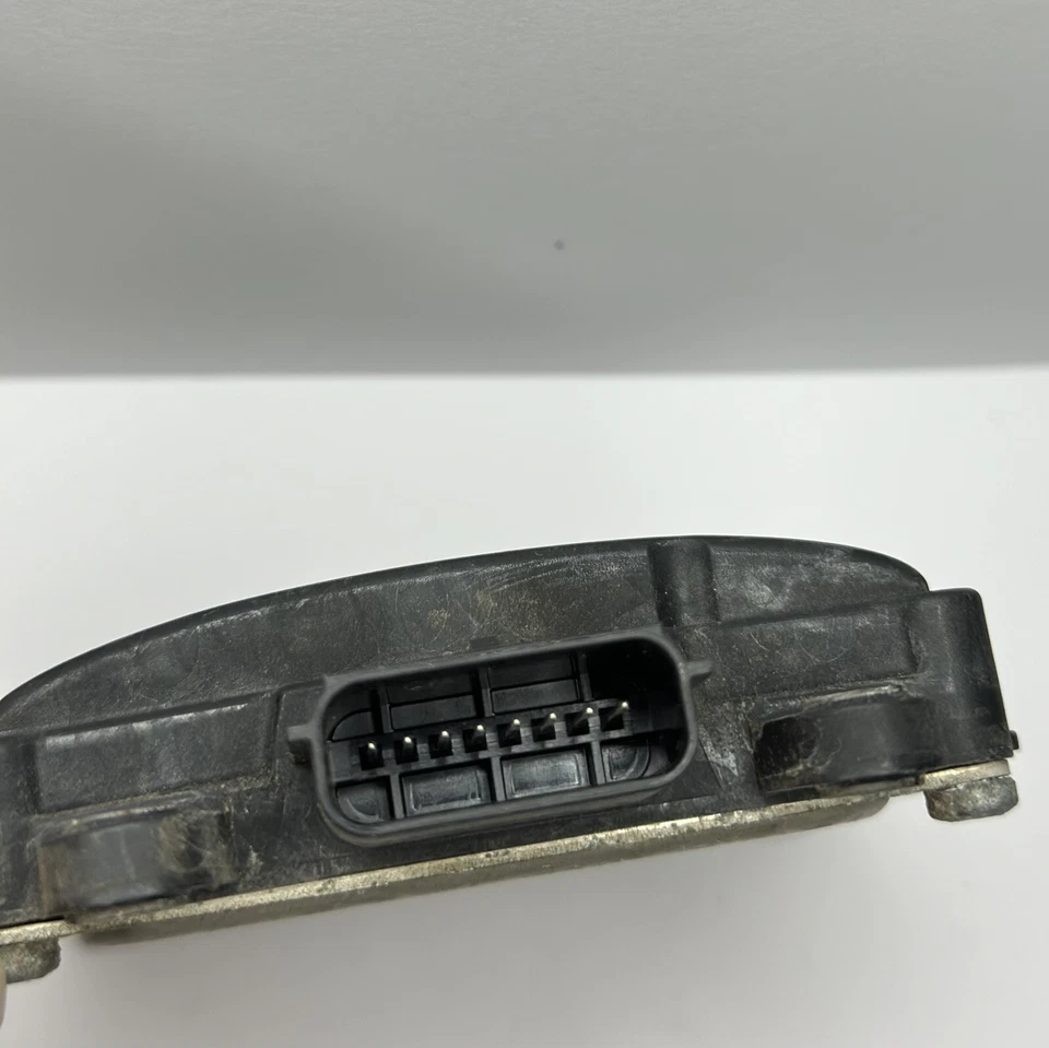 RADAR PUNTO CIEGO TRASERO DODGE DURANGO JEEP GRAND CHEROKEE 68418245AB Foto 3 de 4