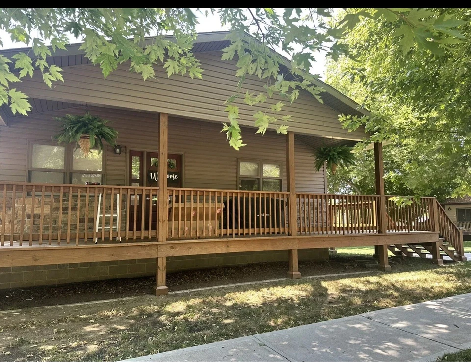 "Helecho gigante artificial de Boston de 40"" con canasta colgante de cono decoración del hogar". Venta al por menor $202 Foto 3 de 4