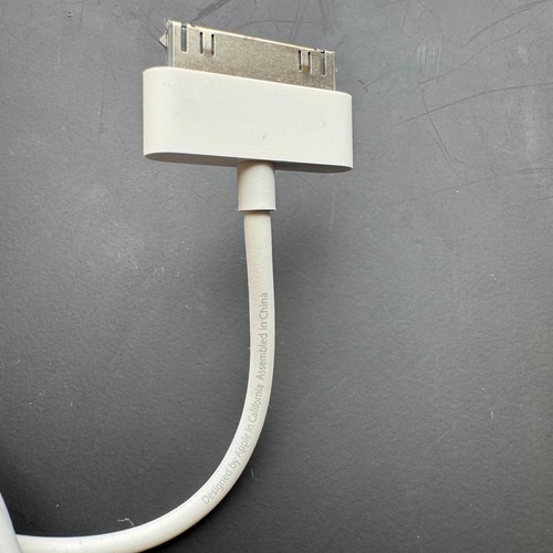 Genuine APPLE 30 Pin to USB 1m Cable MA591G/C iPod iPad 1/2/3 iPhone 3/4 Used - Picture 2 of 4