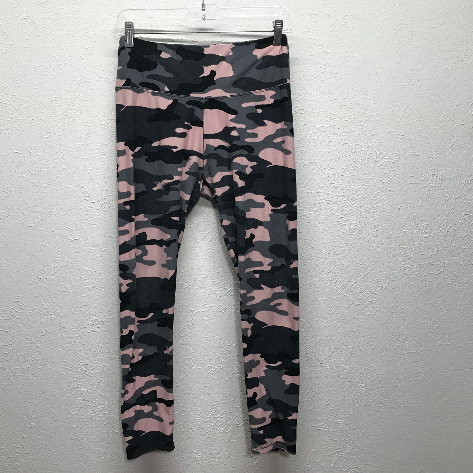 Skylee Crop Leggings Womens M Pink Gray Camo Elastic Waist