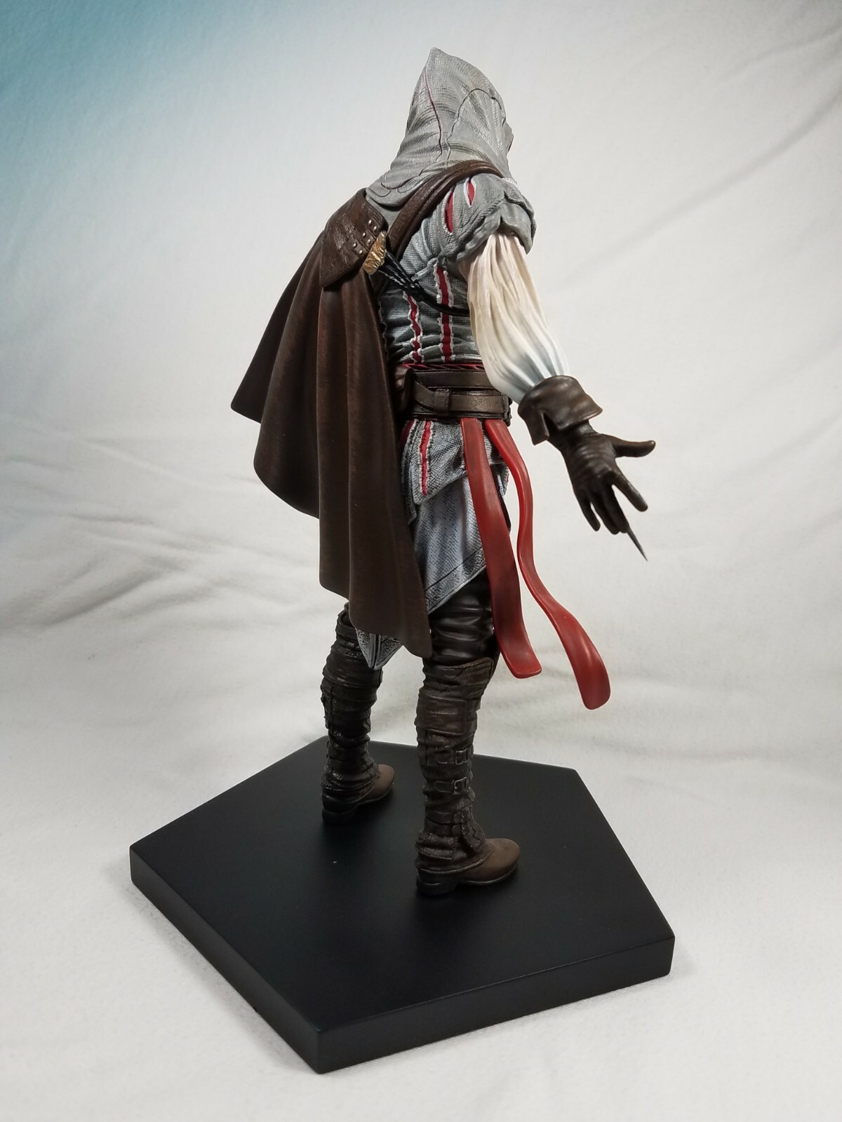 Figura Assassins Creed - Ezio Auditore 1/10 Regular - Iron Studios