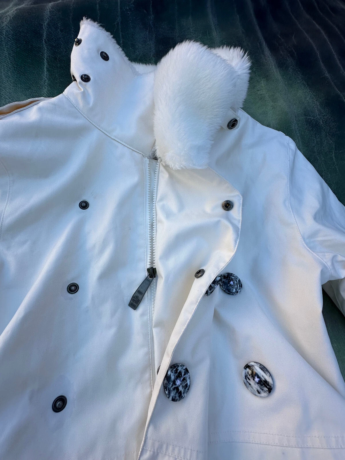 burton the white collection dryride jacket