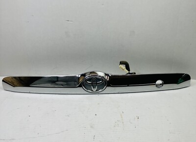 2001-2007 Toyota Highlander Rear Trunk Liftgate Moulding Trim Chrome 76811-48080