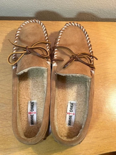 Mens Minnetonka Moccasin Slipper Leather Shoes Size 10 41526 (READ DESCRIPTION)
