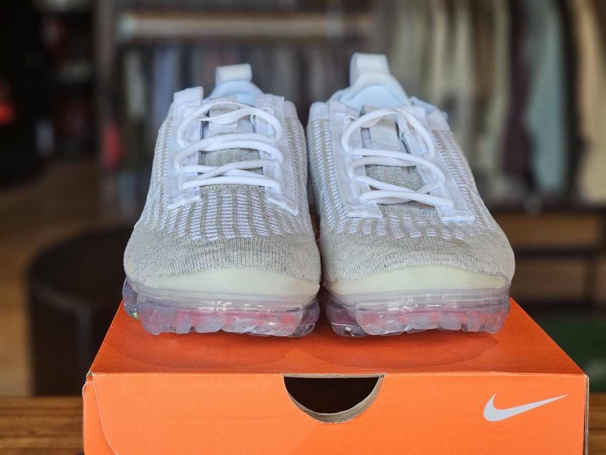 ウィメンズ Nike Air VaporMax 2021 FK White Pure Platinum Nike Womens Air Vapormax 2021 FK (White/Pure Platinum) – CNCPTS