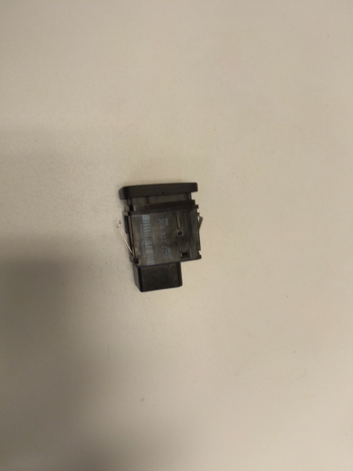 P28 VW PASSAT B6 PARKING BRAKE ELECTRONIC HANDBRAKE SWITCH BUTTON