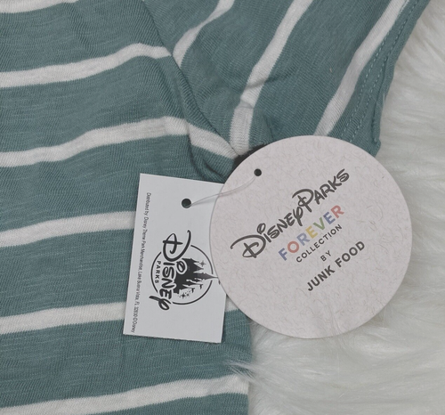 Disney Parks Magic Kingdom Most Magical Place On Earth Cotton T-Shirt Medium NEW - Picture 4 of 6